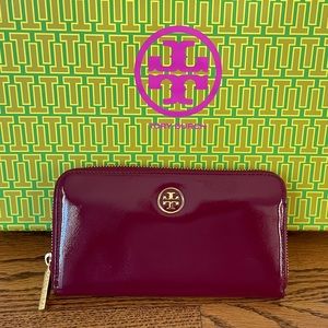Tory Burch Continental Zip Wallet Magenta